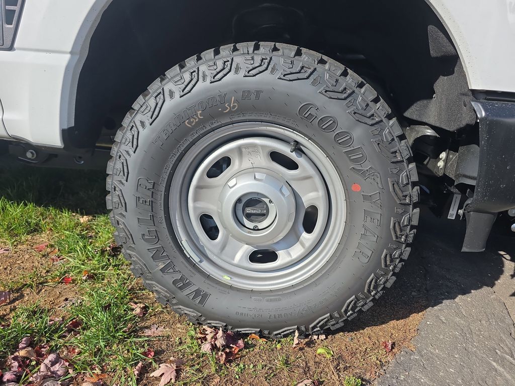 2026 Ford F-350 Super Duty XL - Photo 11