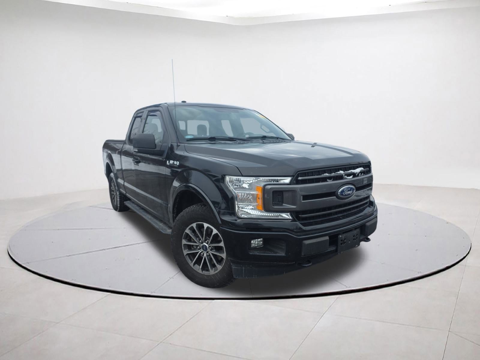 2018 Ford F-150 XLT's photo
