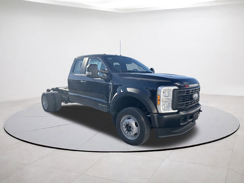 New 2025 Ford F-450 Chassis XL Truck Super Cab