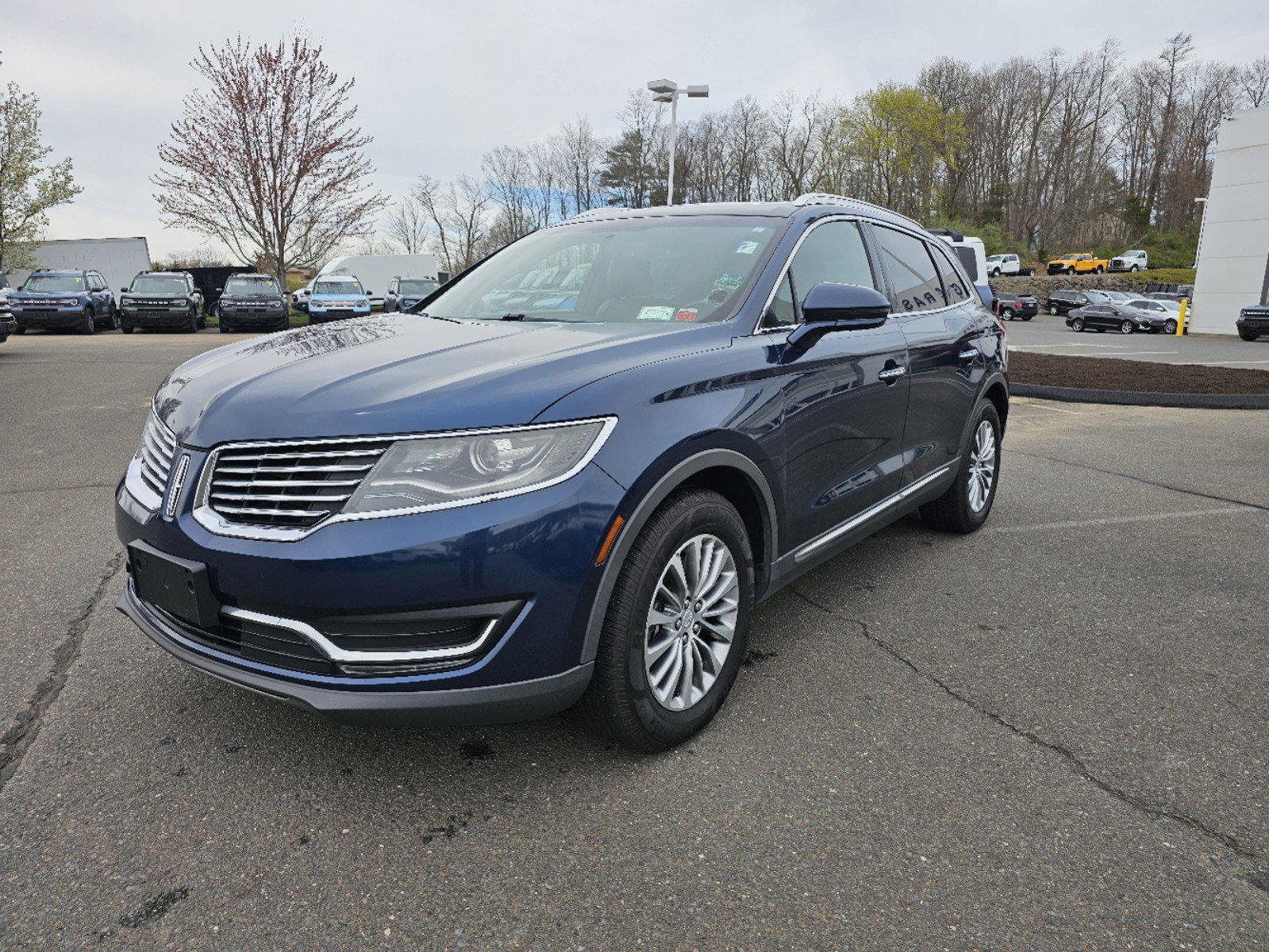 Used 2017 Lincoln MKX Select with VIN 2LMPJ8KR1HBL45473 for sale in Plainville, CT