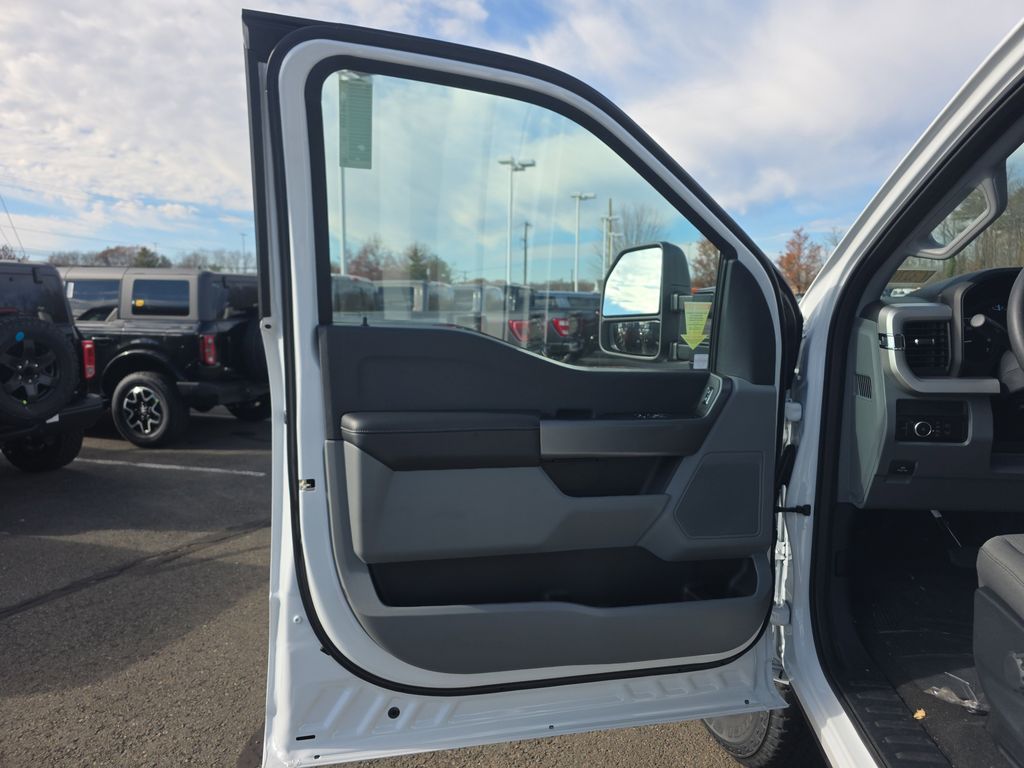 2026 Ford F-350 Super Duty XL - Photo 24