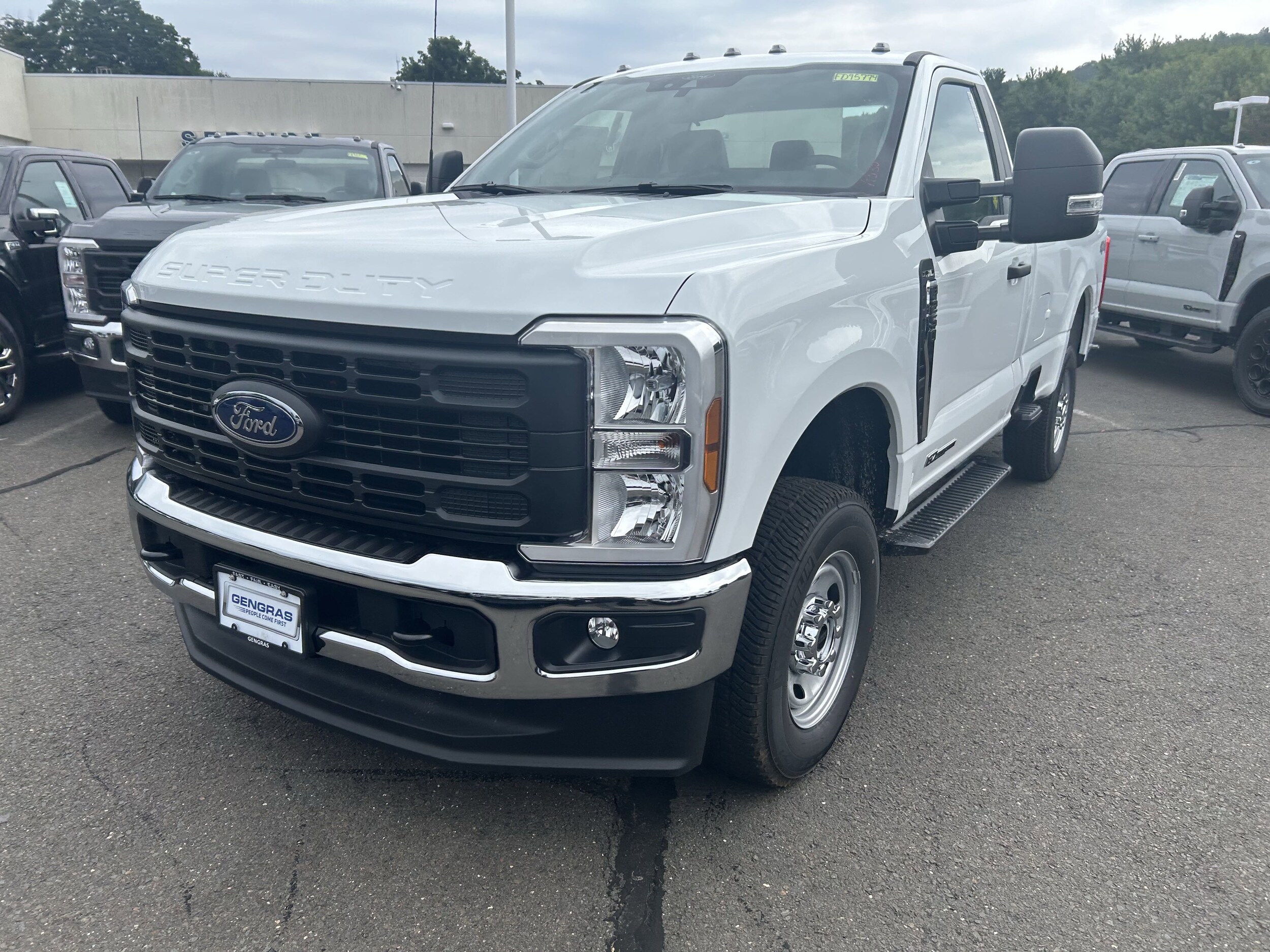 2025 Ford F-250 XL photo 4