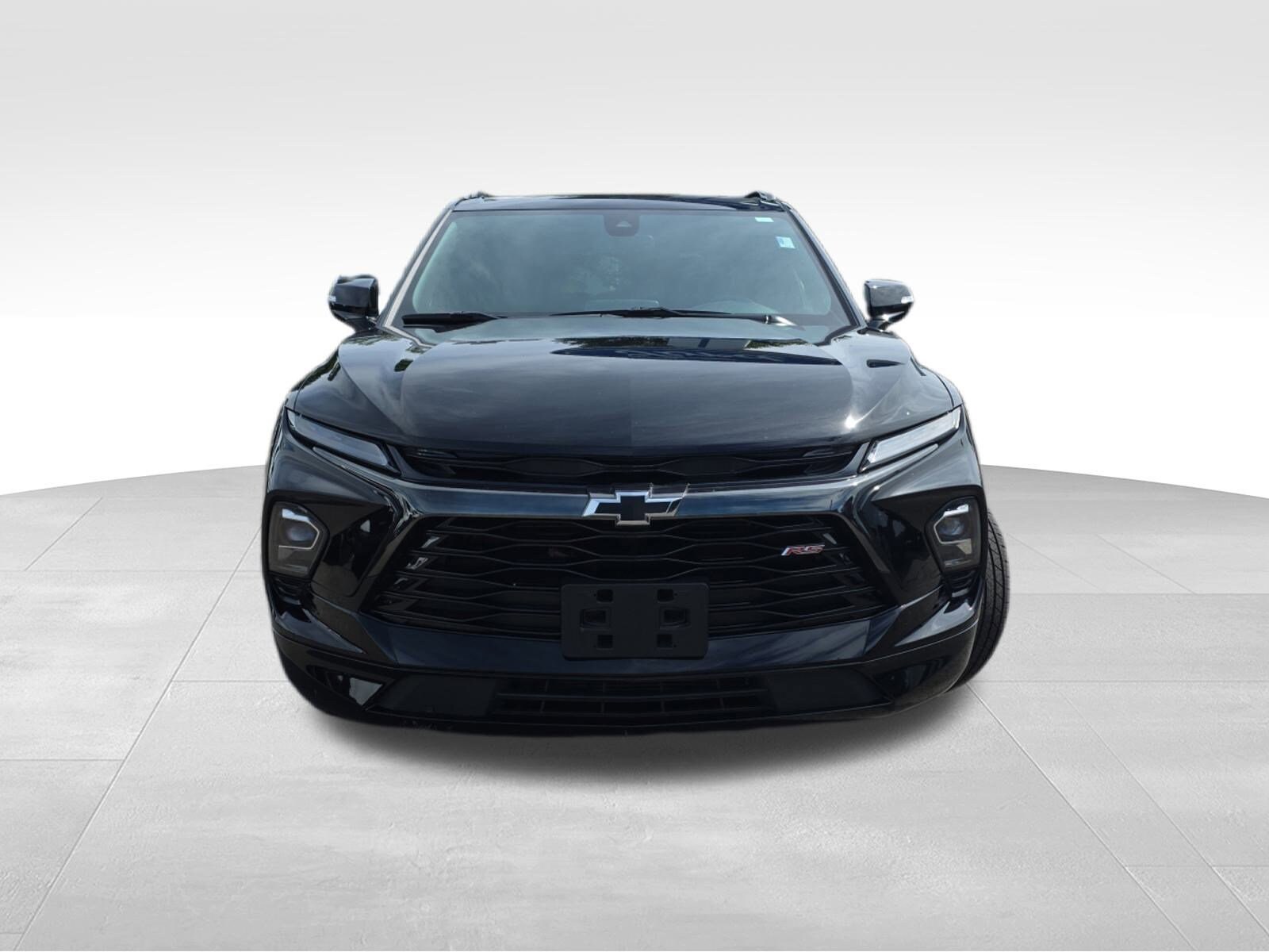 2023 Chevrolet Blazer RS photo 2