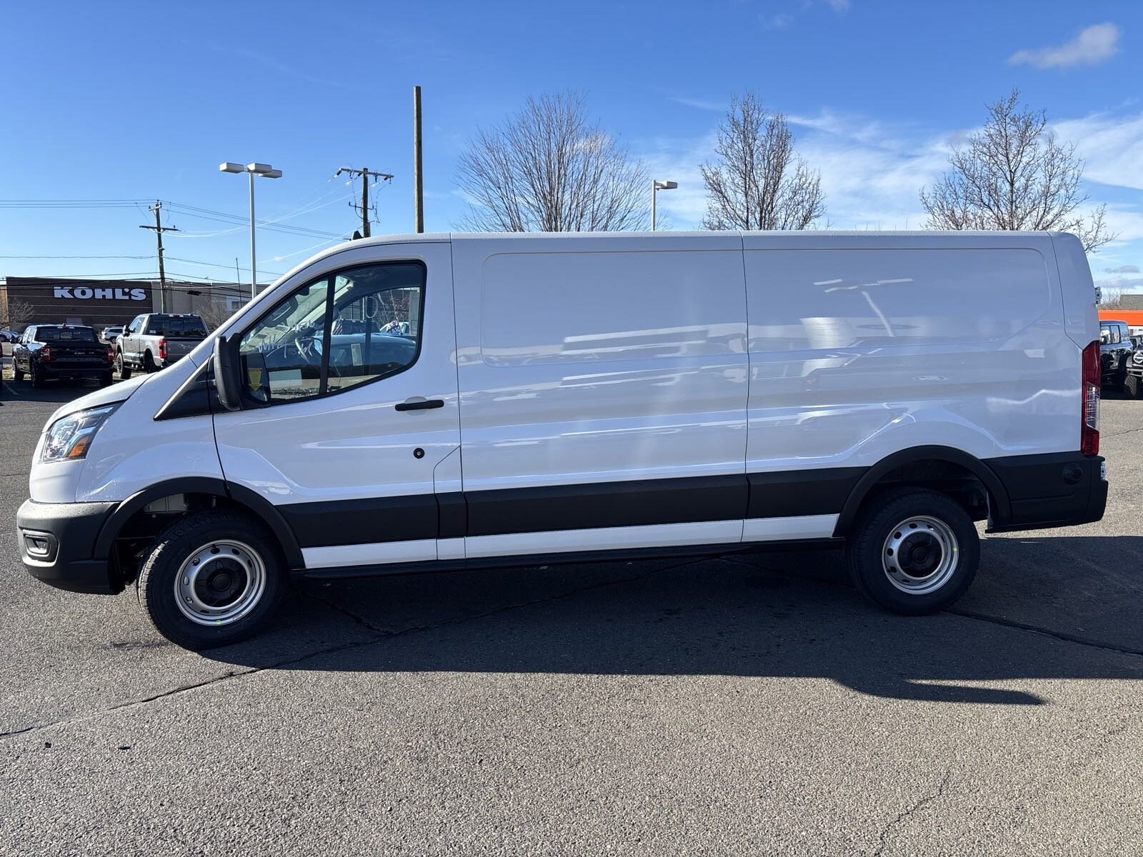 2024 Ford Transit photo 3