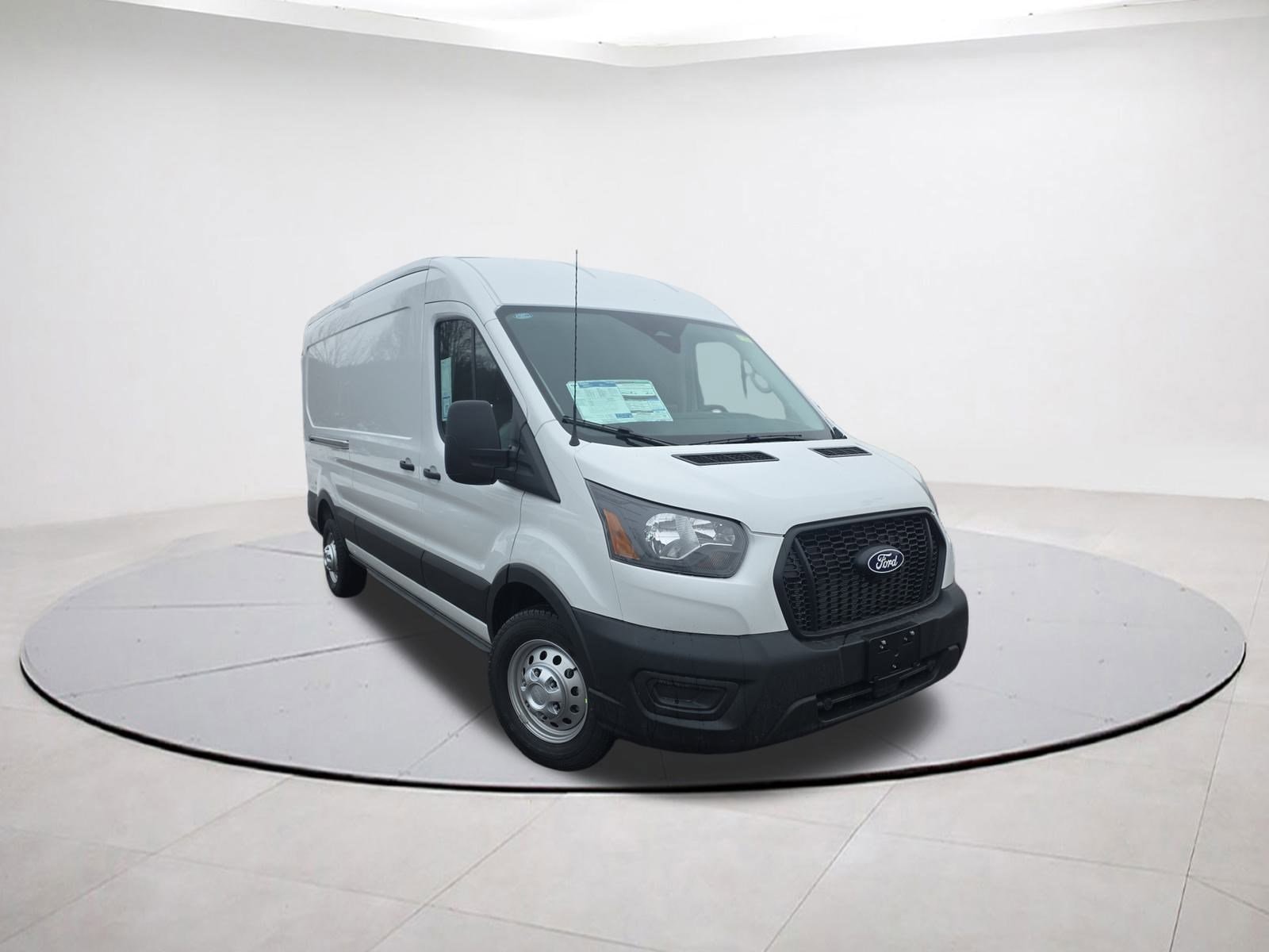 2026 Ford Transit Van Base's photo