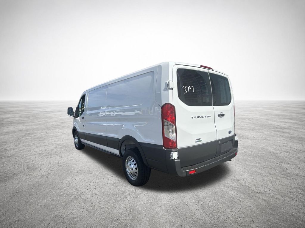 2025 Ford Transit Van Base - Photo 10