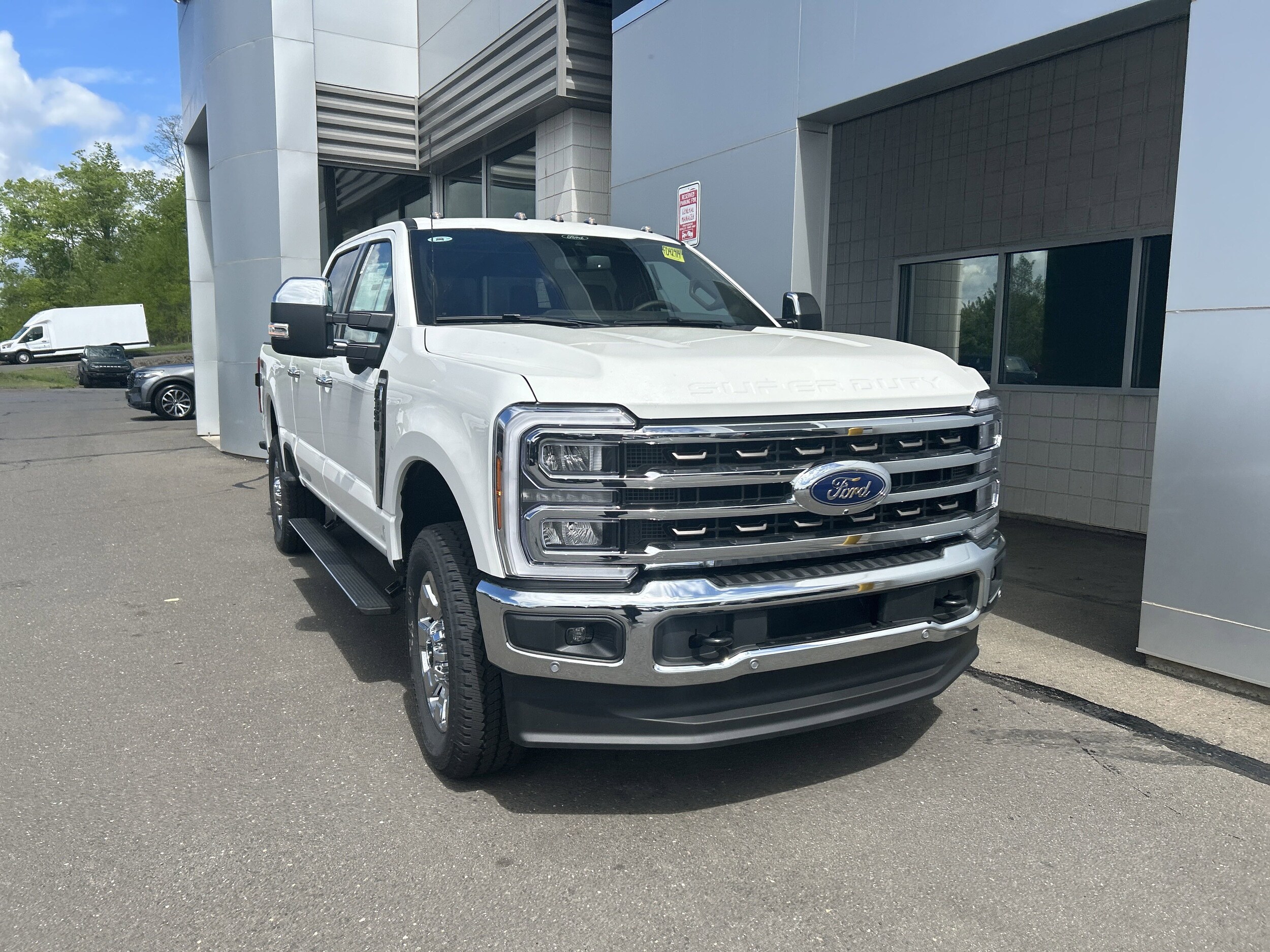 2025 Ford F-350 King Ranch photo 3