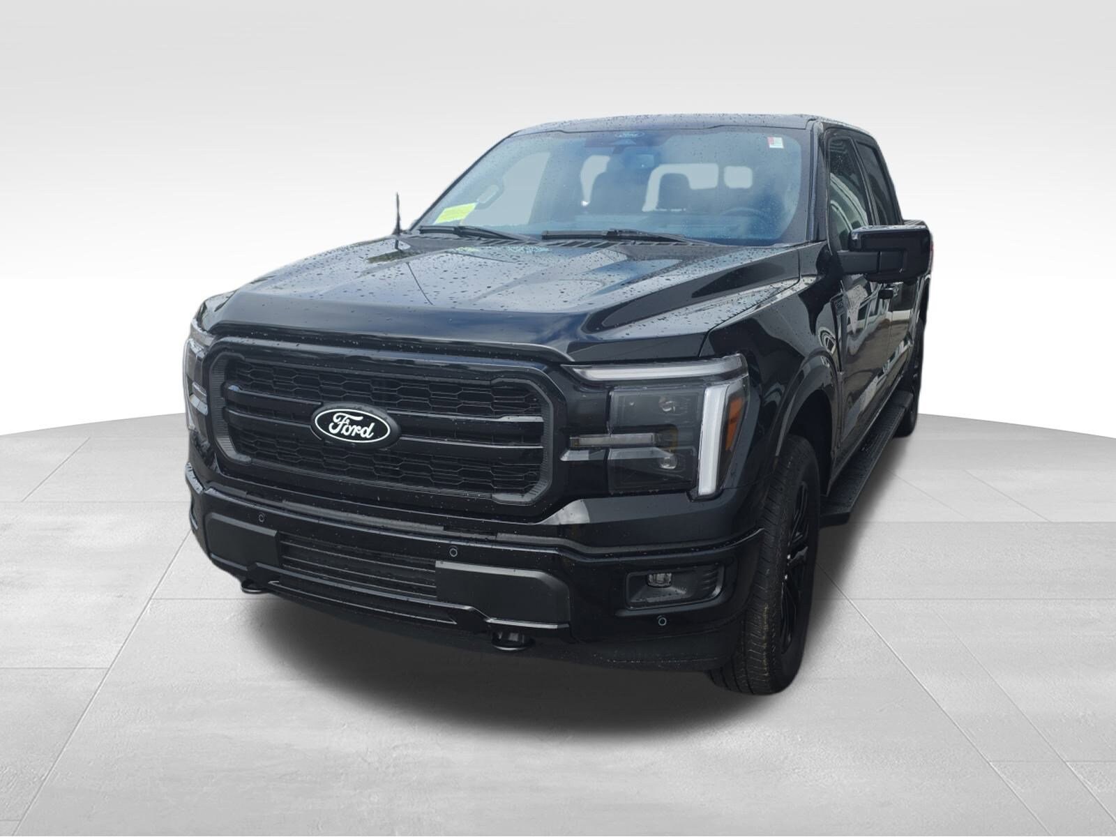 2025 Ford F-150 Lariat photo 3