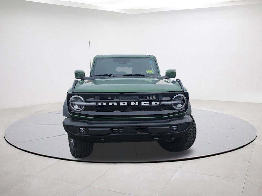 New 2025 Ford Bronco Outer Banks SUV