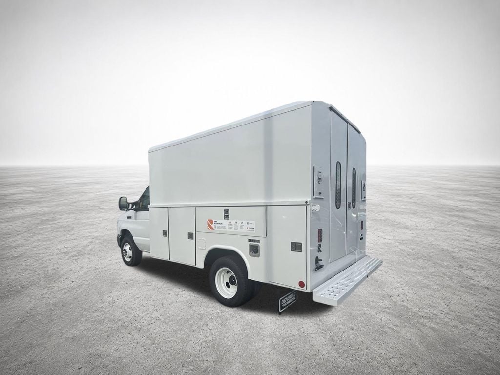 2026 Ford E-Series Cutaway Base - Photo 9