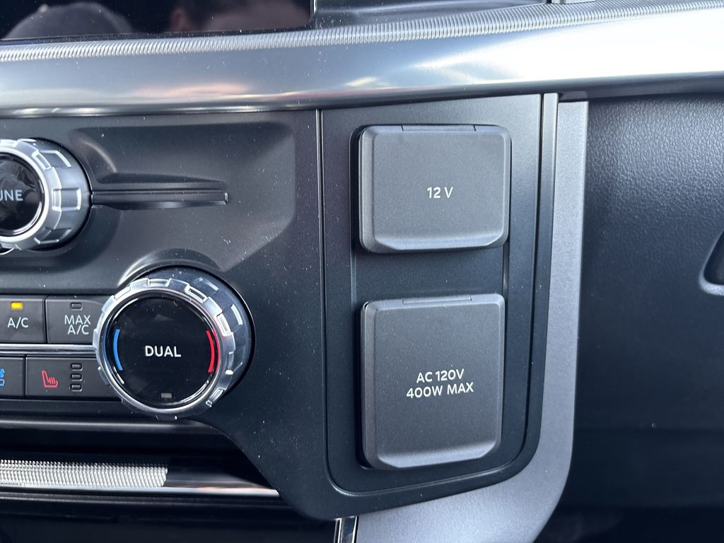 2025 Ford F-150 Lariat - Photo 19