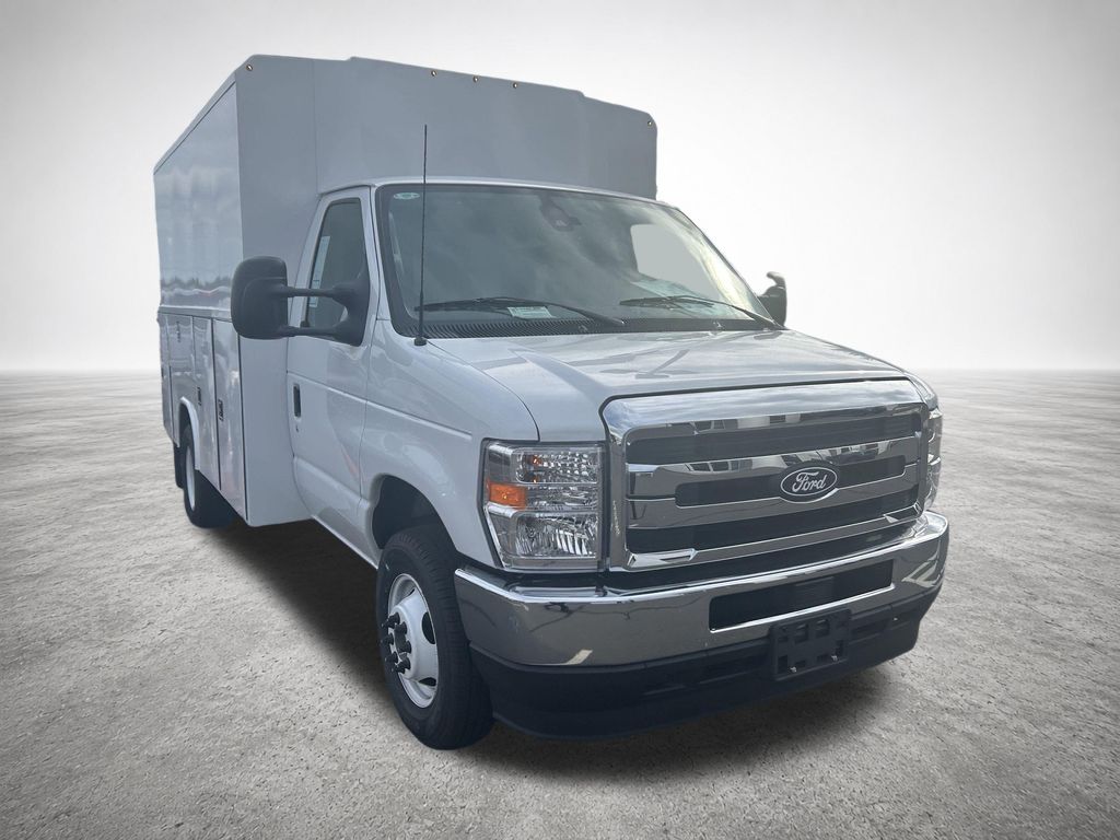 2026 Ford E-Series Cutaway Base - Photo 36