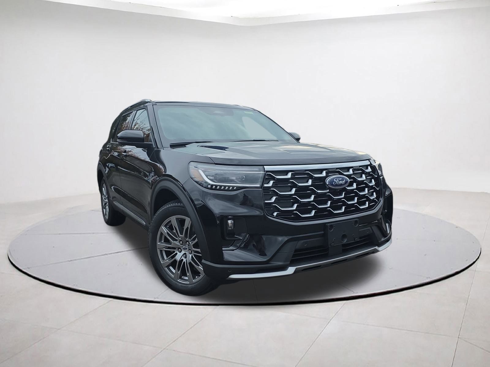 2026 Ford Explorer Platinum's photo