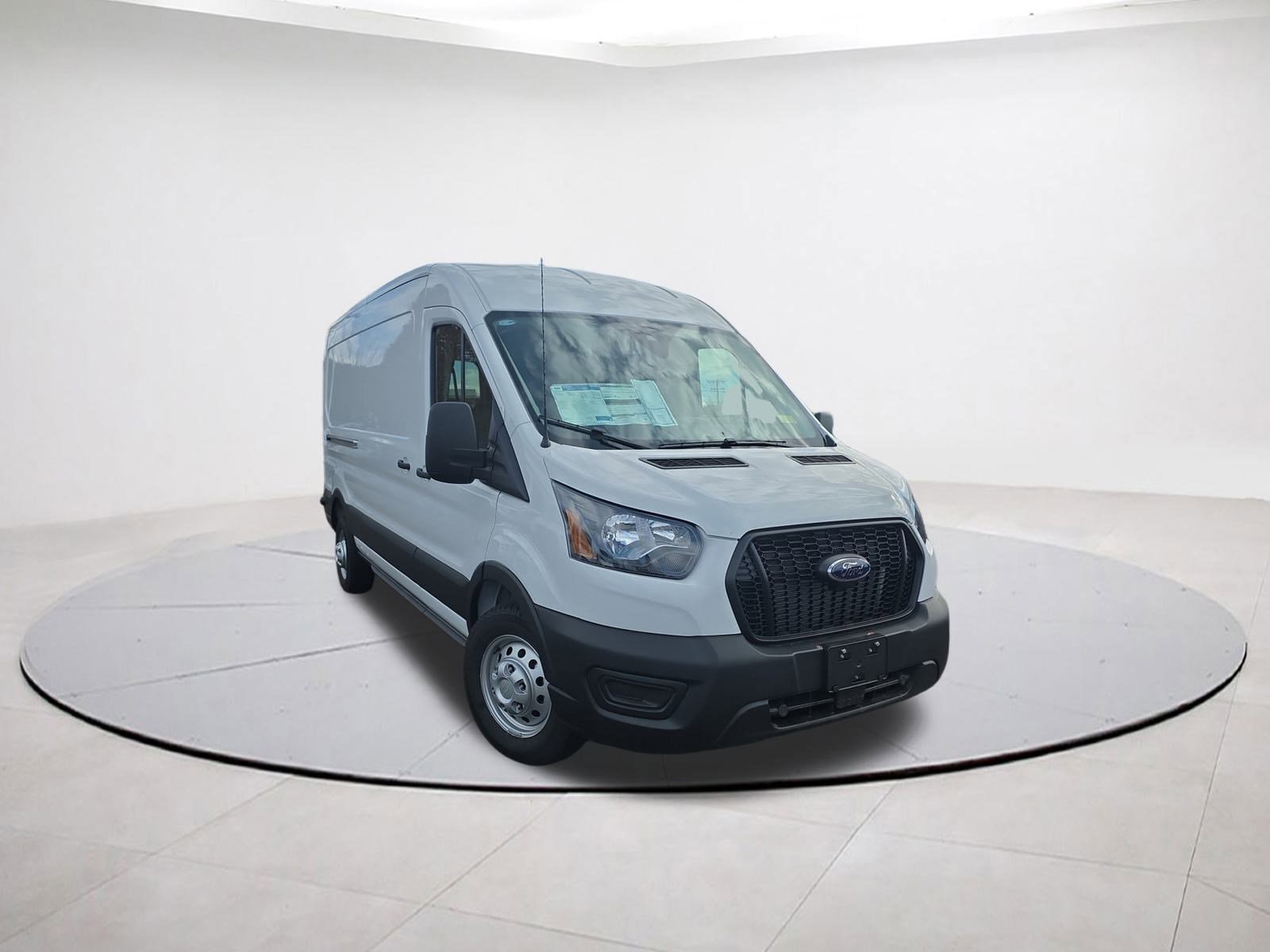 2025 Ford Transit Van Base's photo