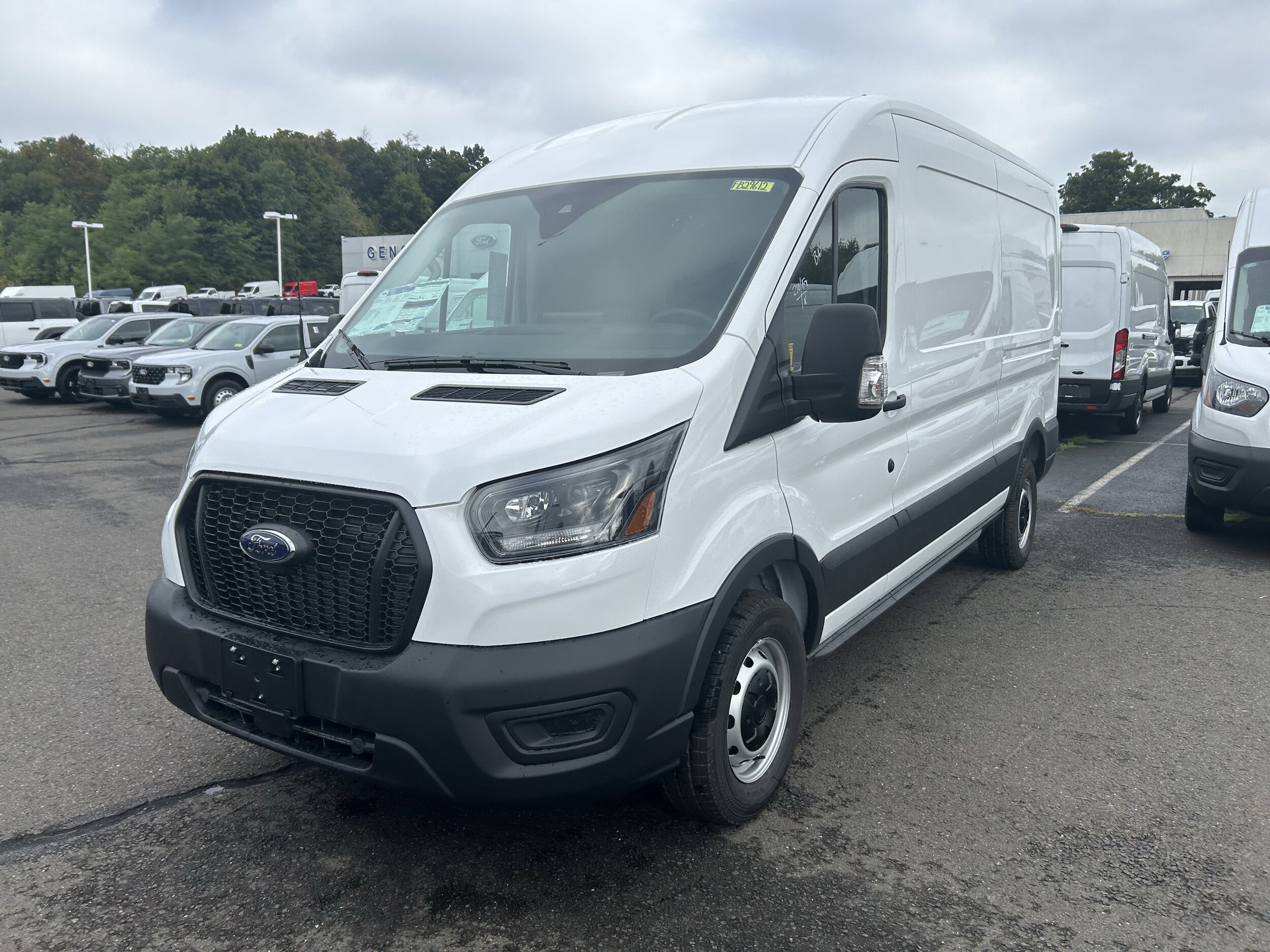 2025 Ford Transit photo 4
