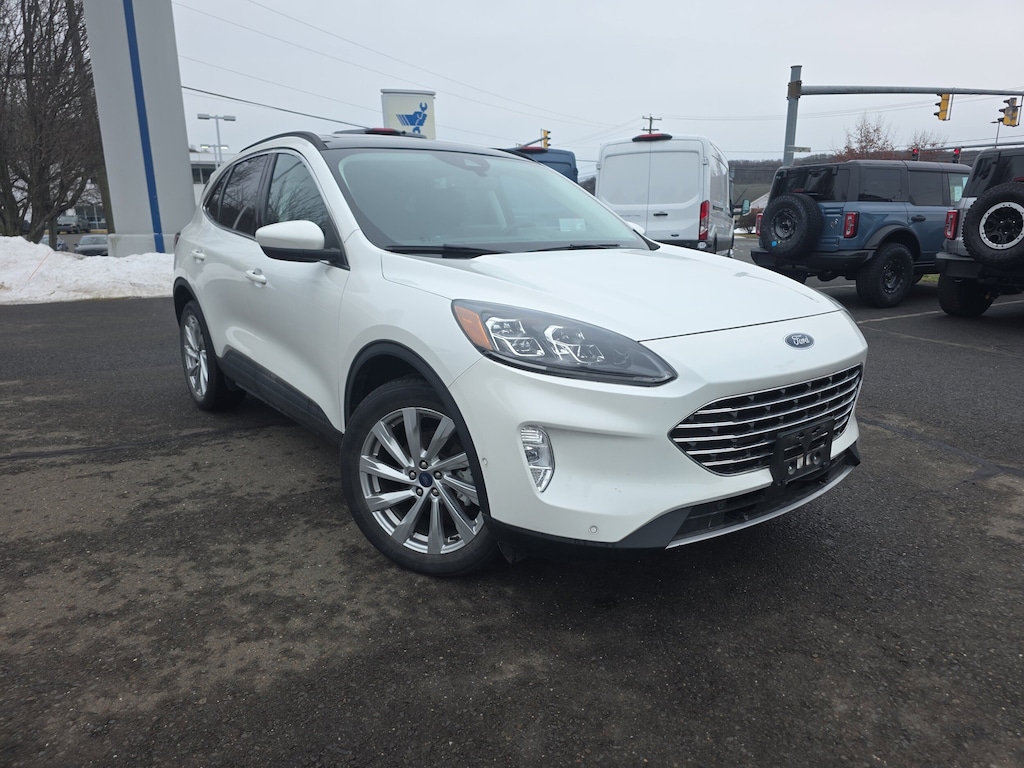 Used 2022 Ford Escape Titanium SUV