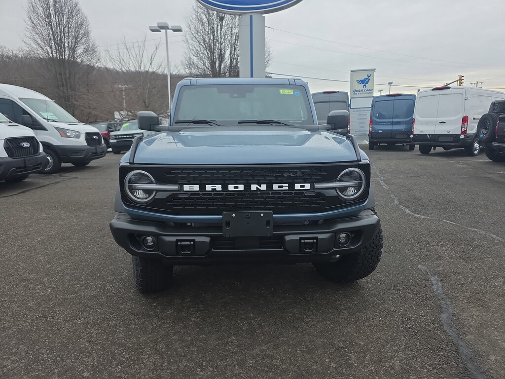 New 2025 Ford Bronco Badlands SUV