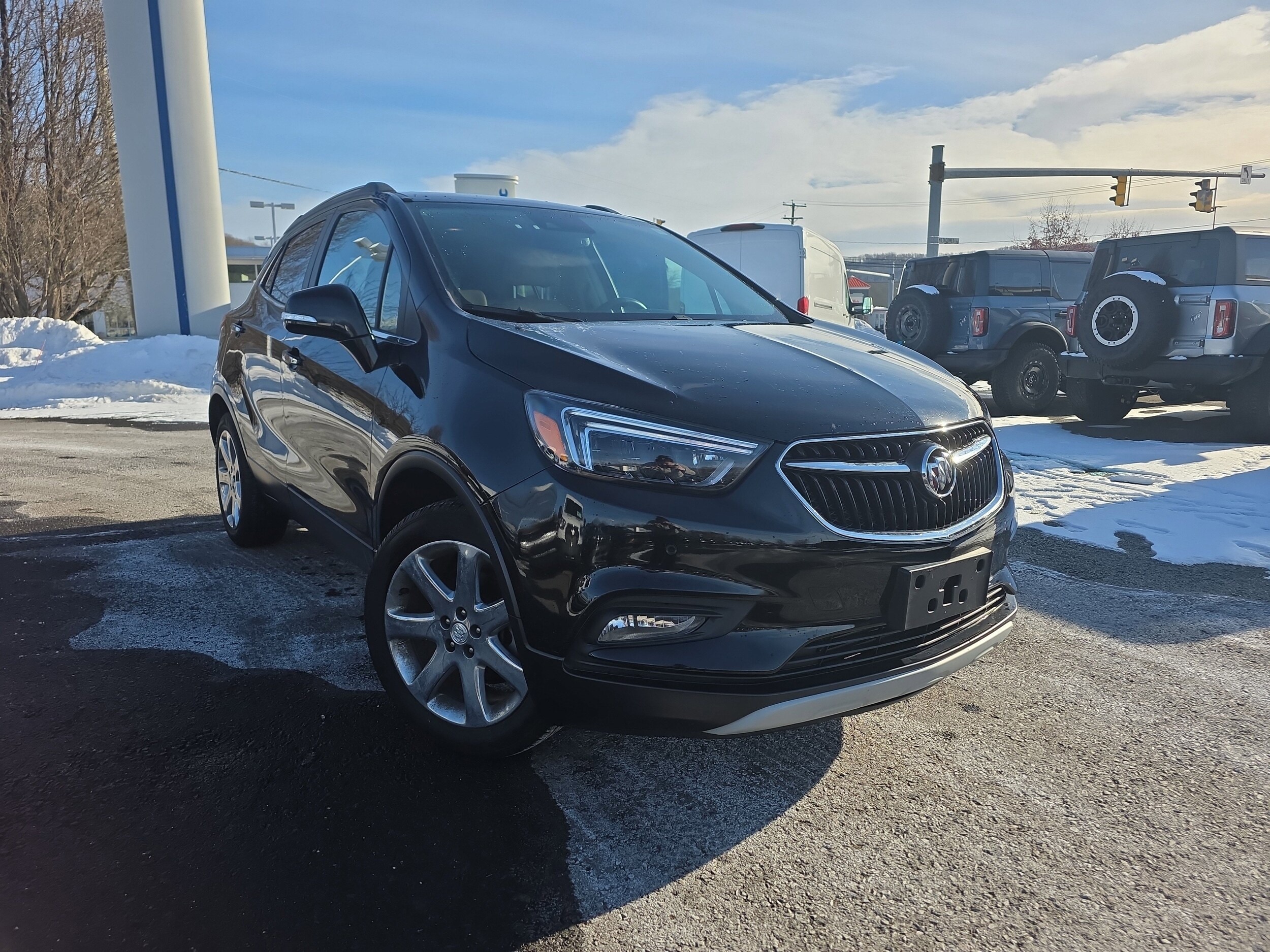 2019 Buick Encore Essence's photo