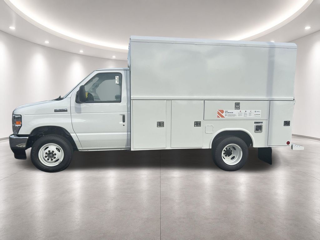 2026 Ford E-Series Cutaway Base - Photo 41