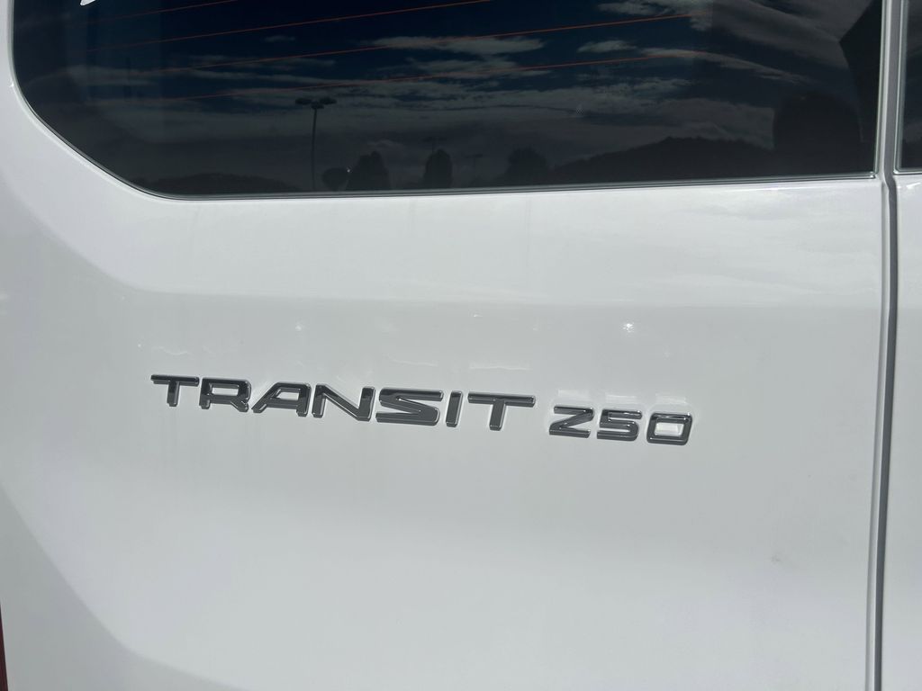 2025 Ford Transit Van Base - Photo 13