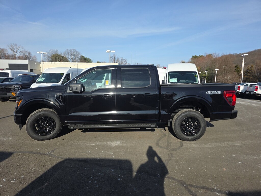 New 2025 Ford F-150 XLT Truck SuperCrew Cab