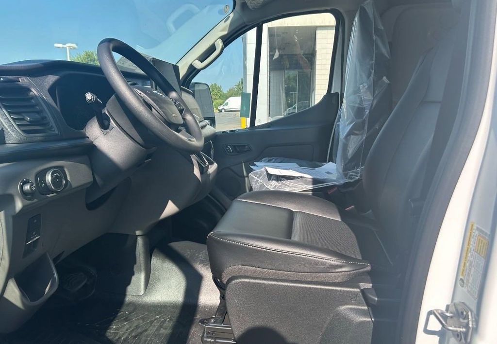 2025 Ford Transit Van Base - Photo 25