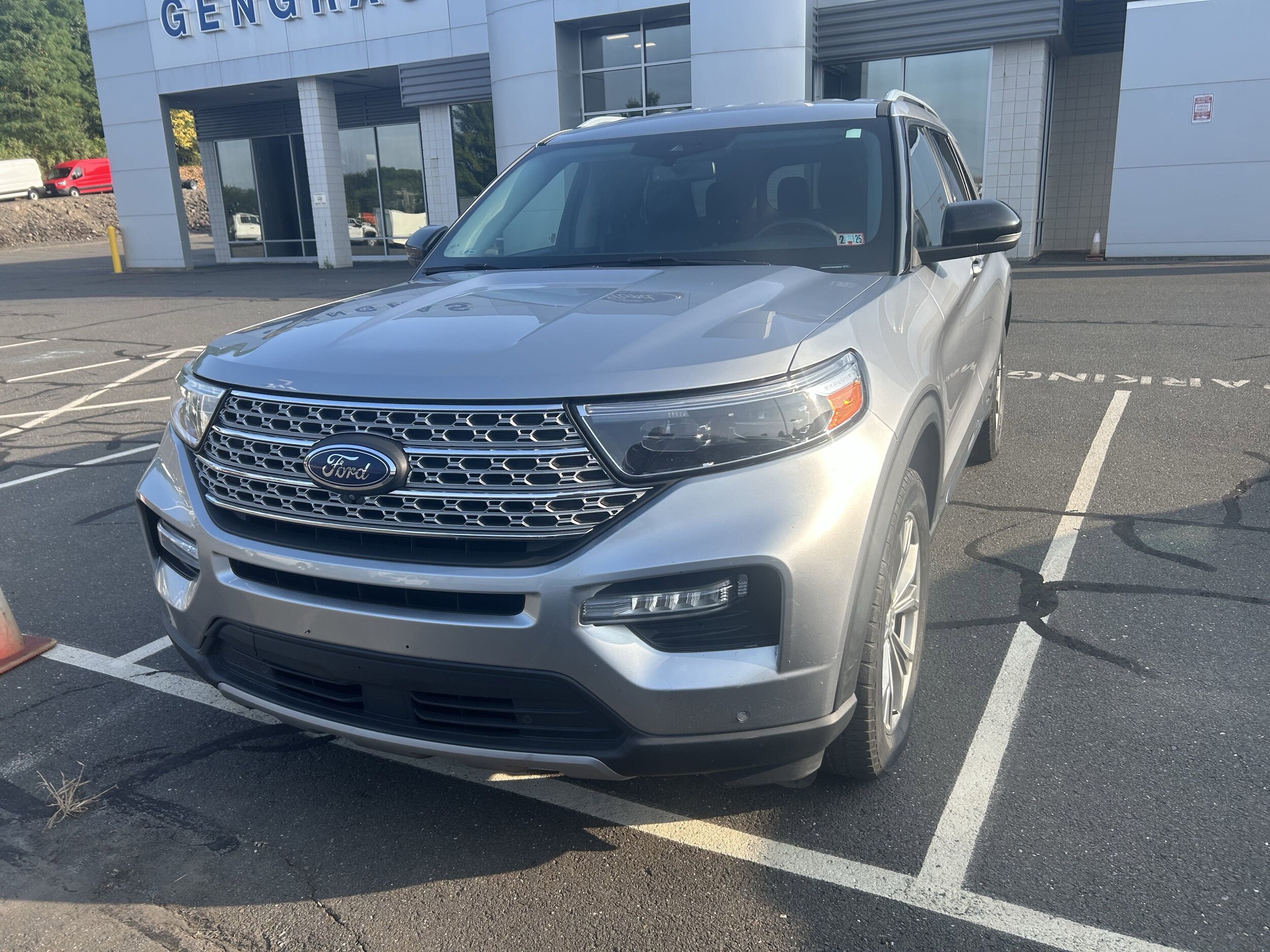 2021 Ford Explorer Limited photo 4