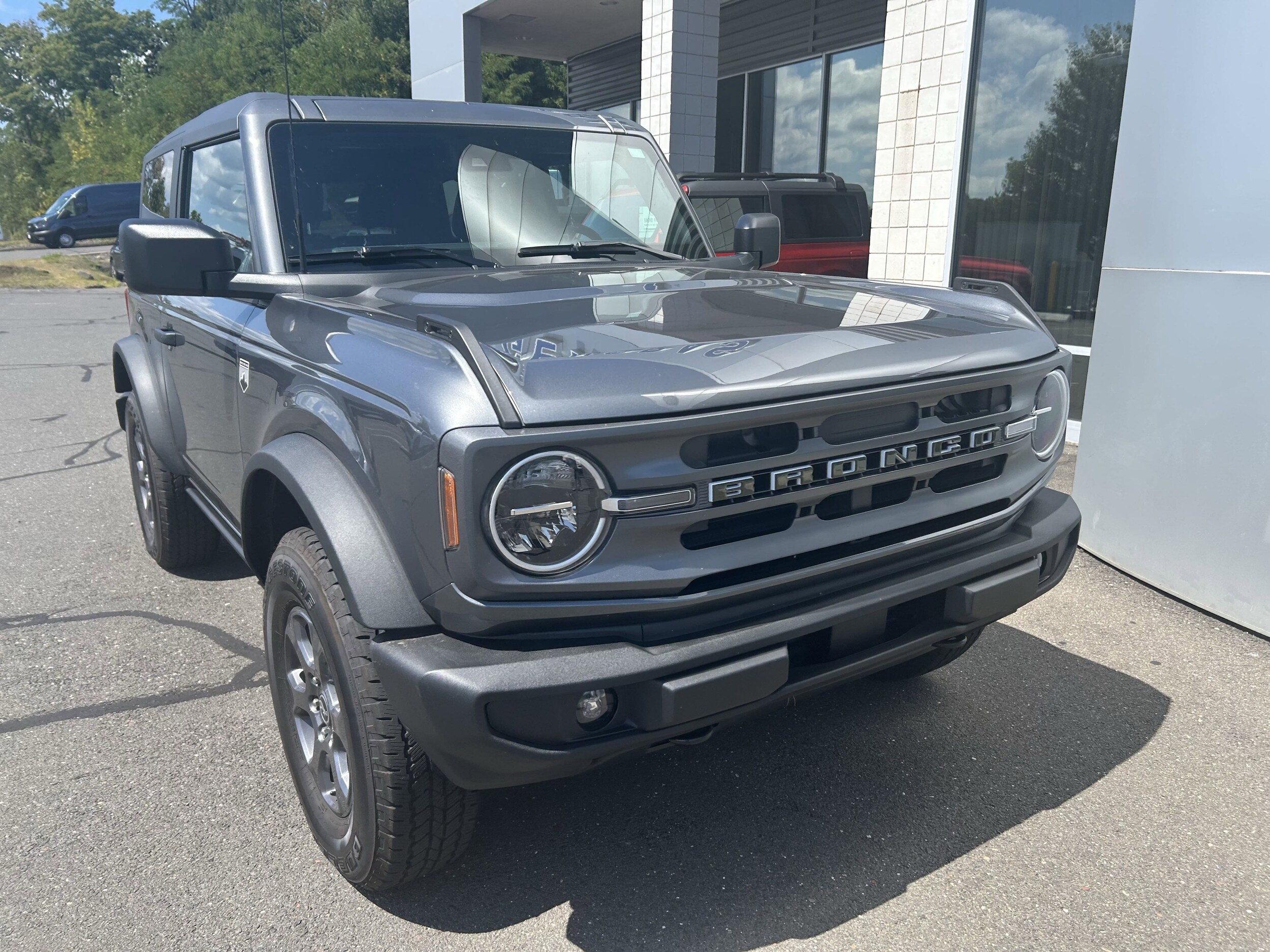 2024 Ford Bronco Big Bend photo 2