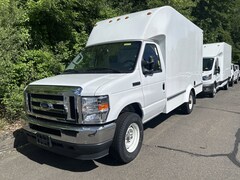 2025 Ford E-350 Cutaway Truck
