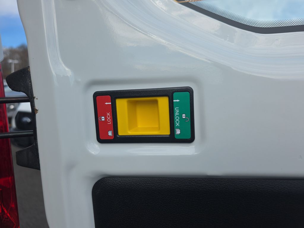 2025 Ford Transit Van Base - Photo 18