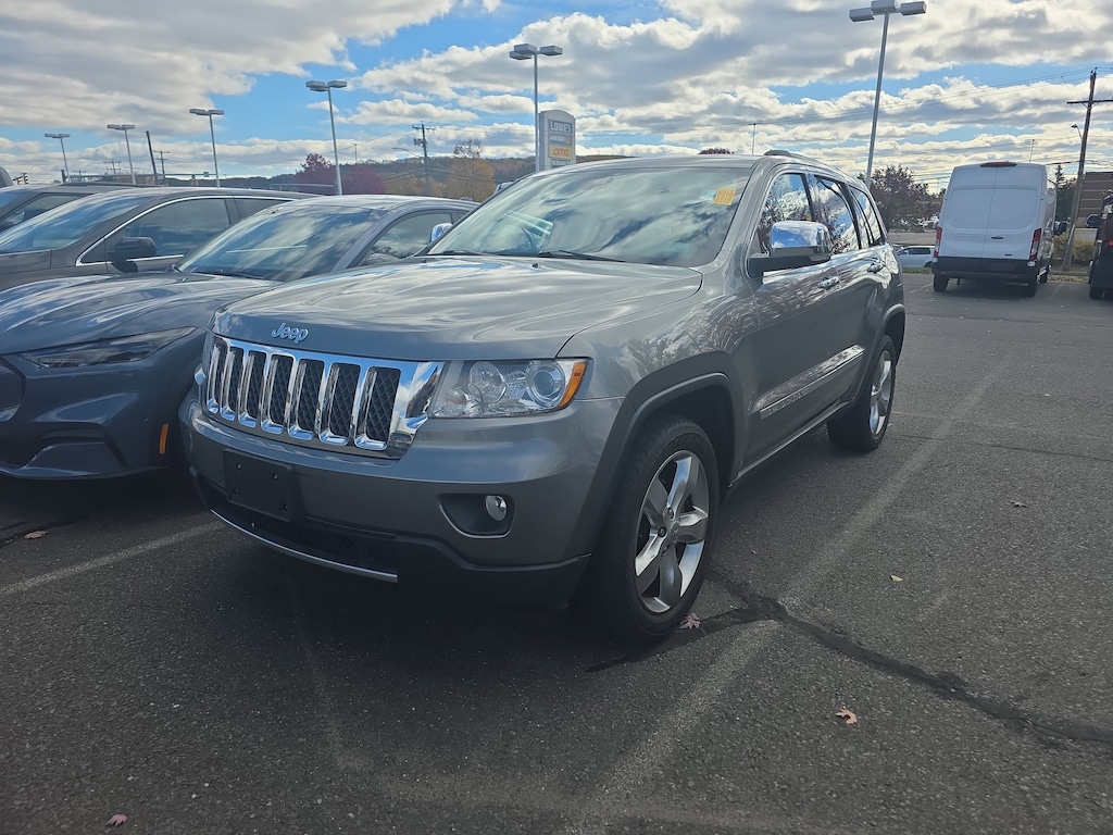 Used 2013 Jeep Grand Cherokee Overland SUV