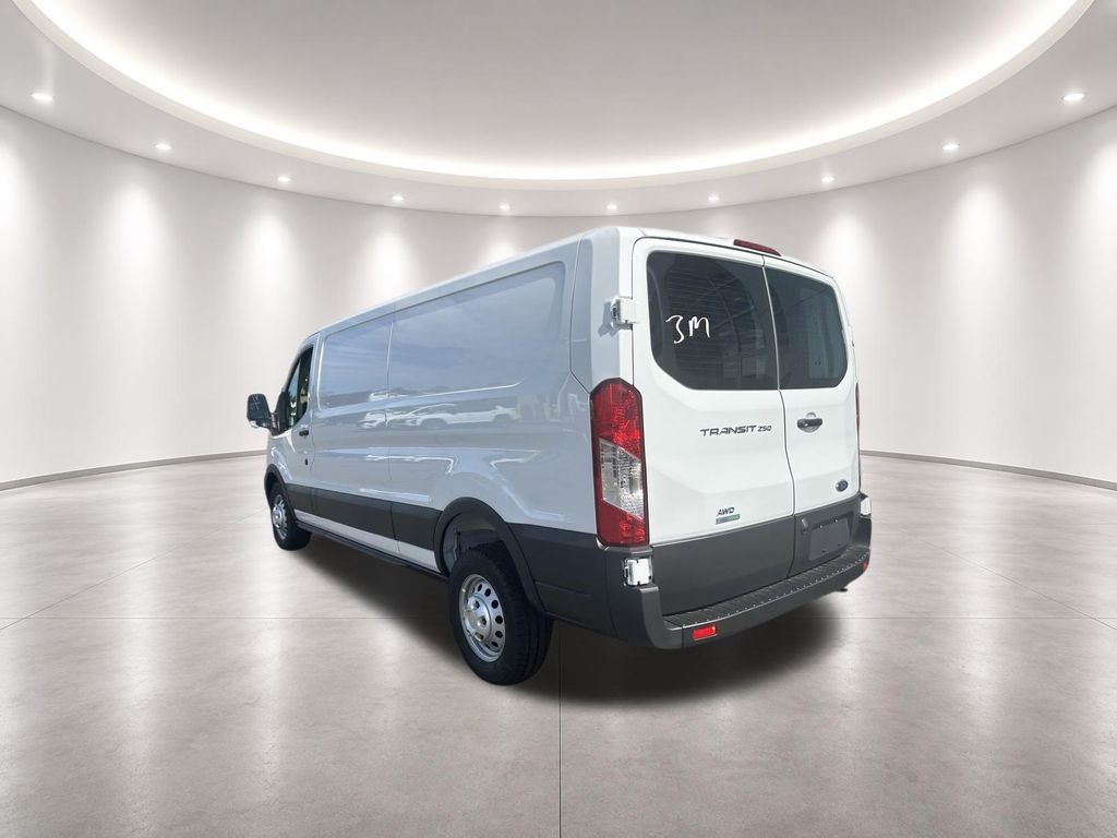 2025 Ford Transit Van Base - Photo 10