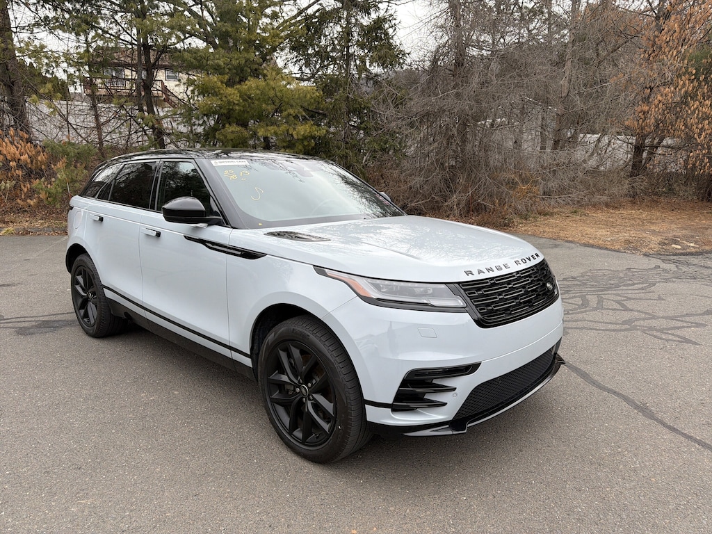 Used 2025 Land Rover Range Rover Velar Dynamic SE SUV
