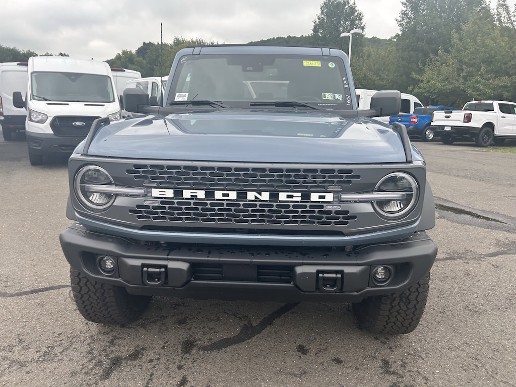 New 2025 Ford Bronco Badlands SUV