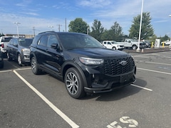 2025 Ford Explorer ST-Line SUV