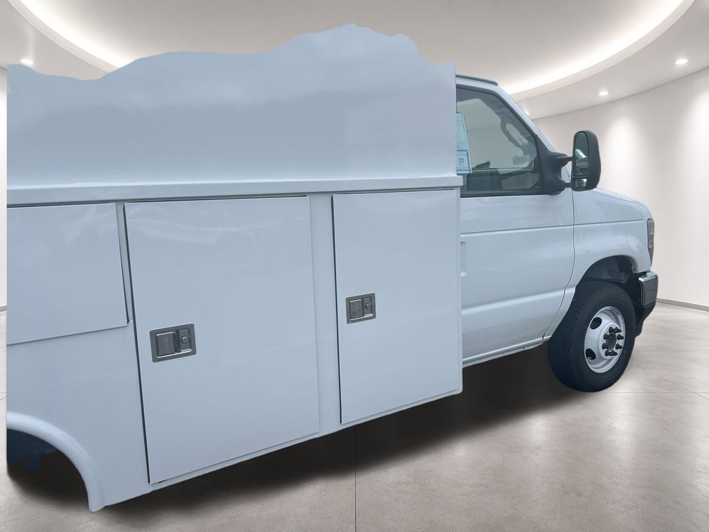 2026 Ford E-Series Cutaway Base - Photo 17