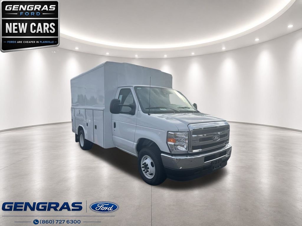 2026 Ford E-Series Cutaway