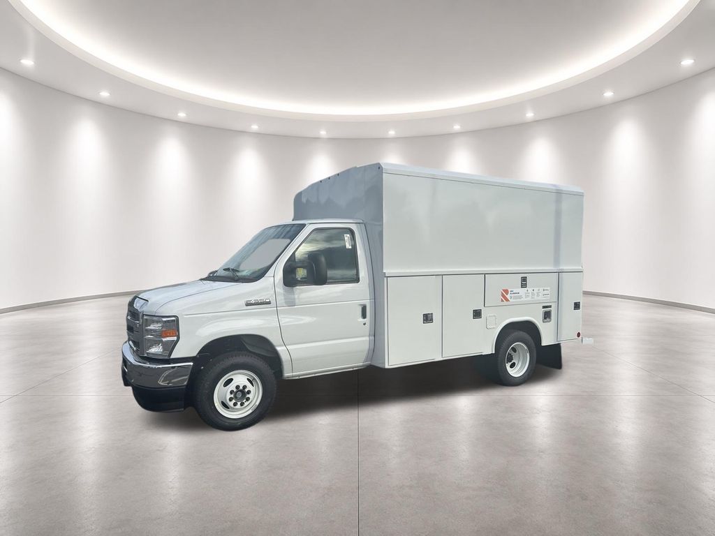 2026 Ford E-Series Cutaway Base - Photo 6