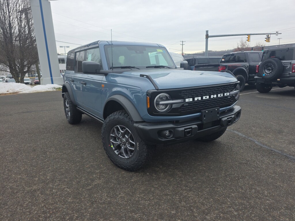 New 2025 Ford Bronco Badlands SUV
