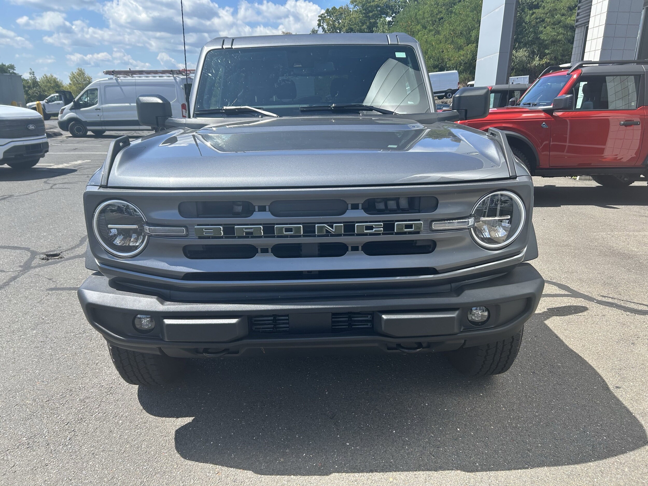 2024 Ford Bronco Big Bend photo 3