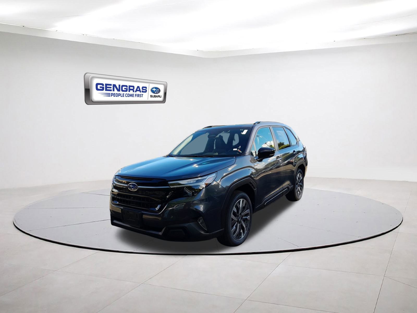 2025 Subaru Forester Touring photo 3