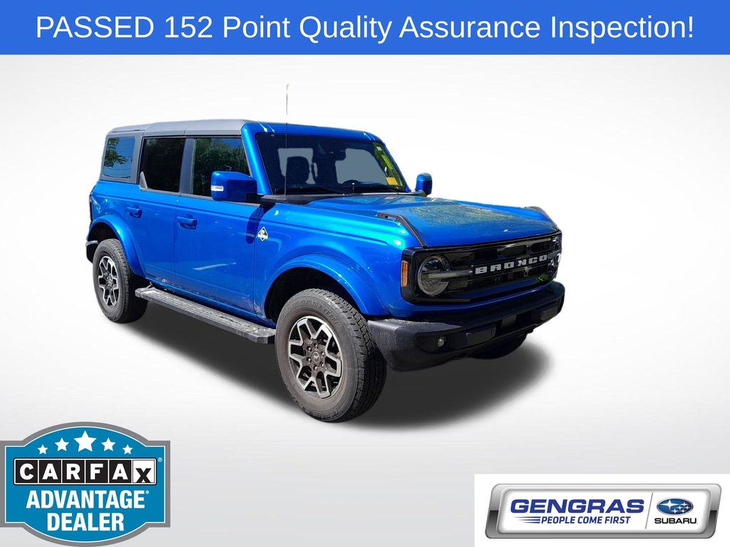 2023 Ford Bronco Outer Banks 4x4's photo