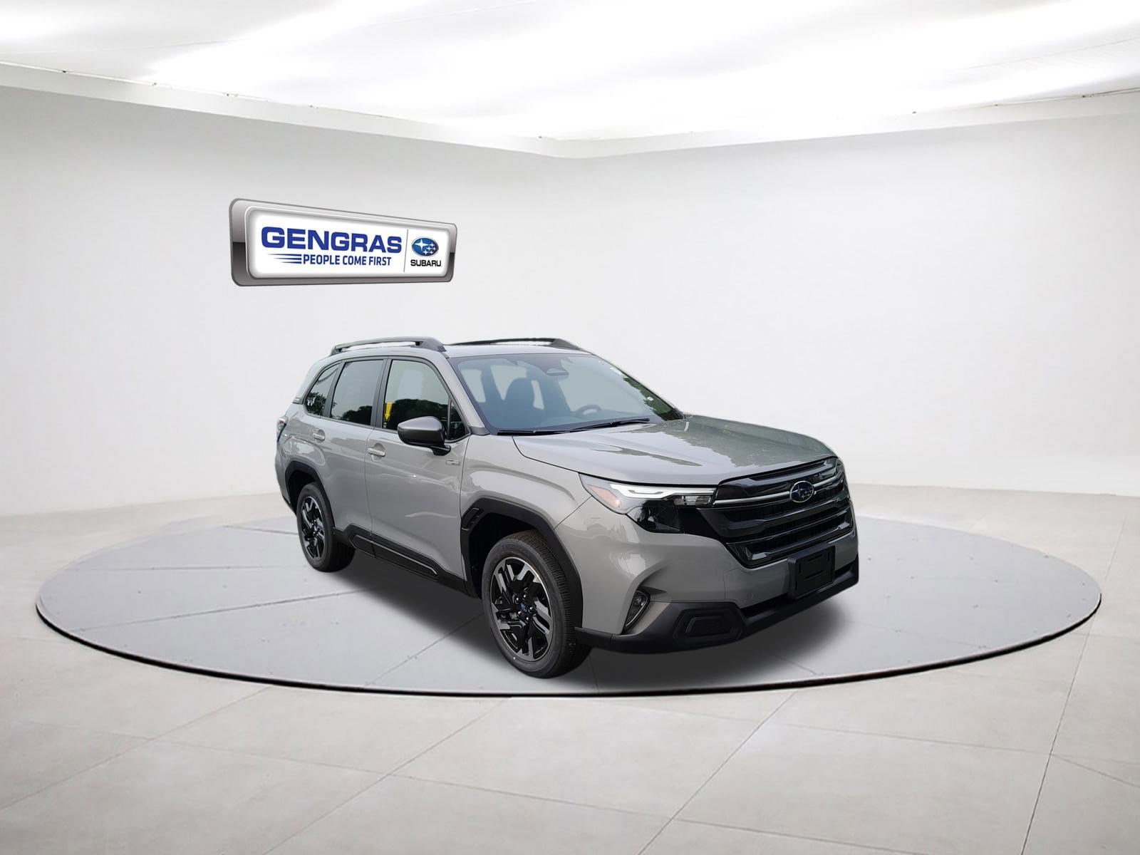 2025 Subaru Forester Premium's photo