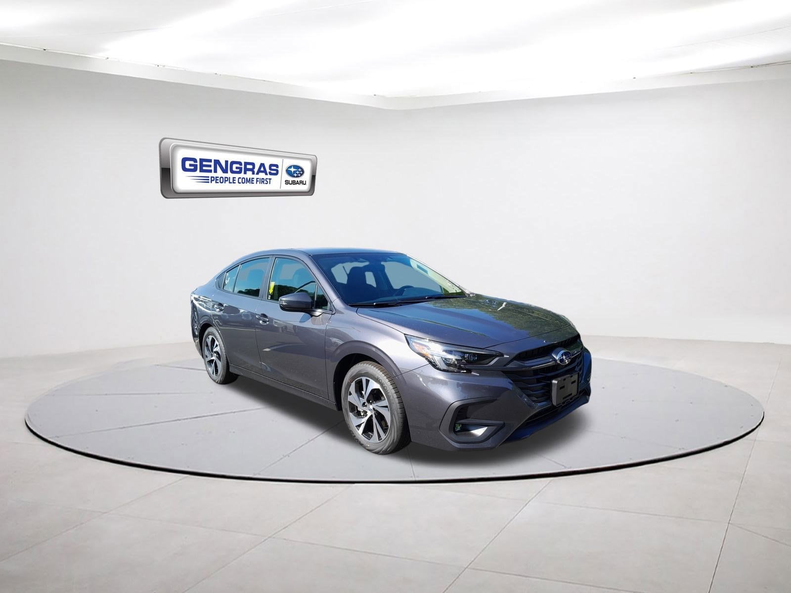 2025 Subaru Legacy Premium's photo