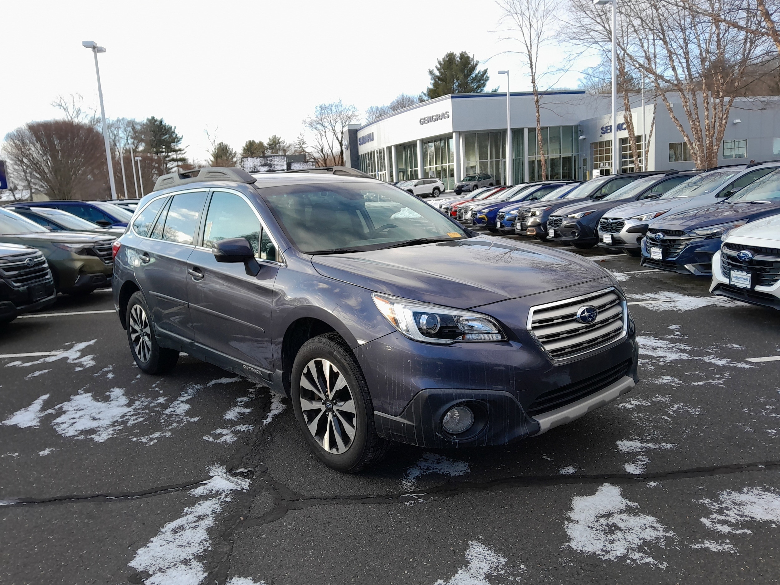 2017 Subaru Outback Limited's photo