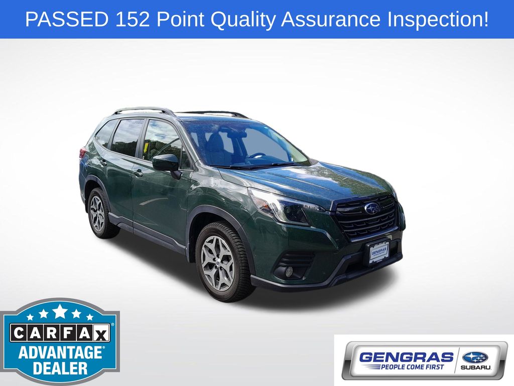 2022 Subaru Forester Premium's photo