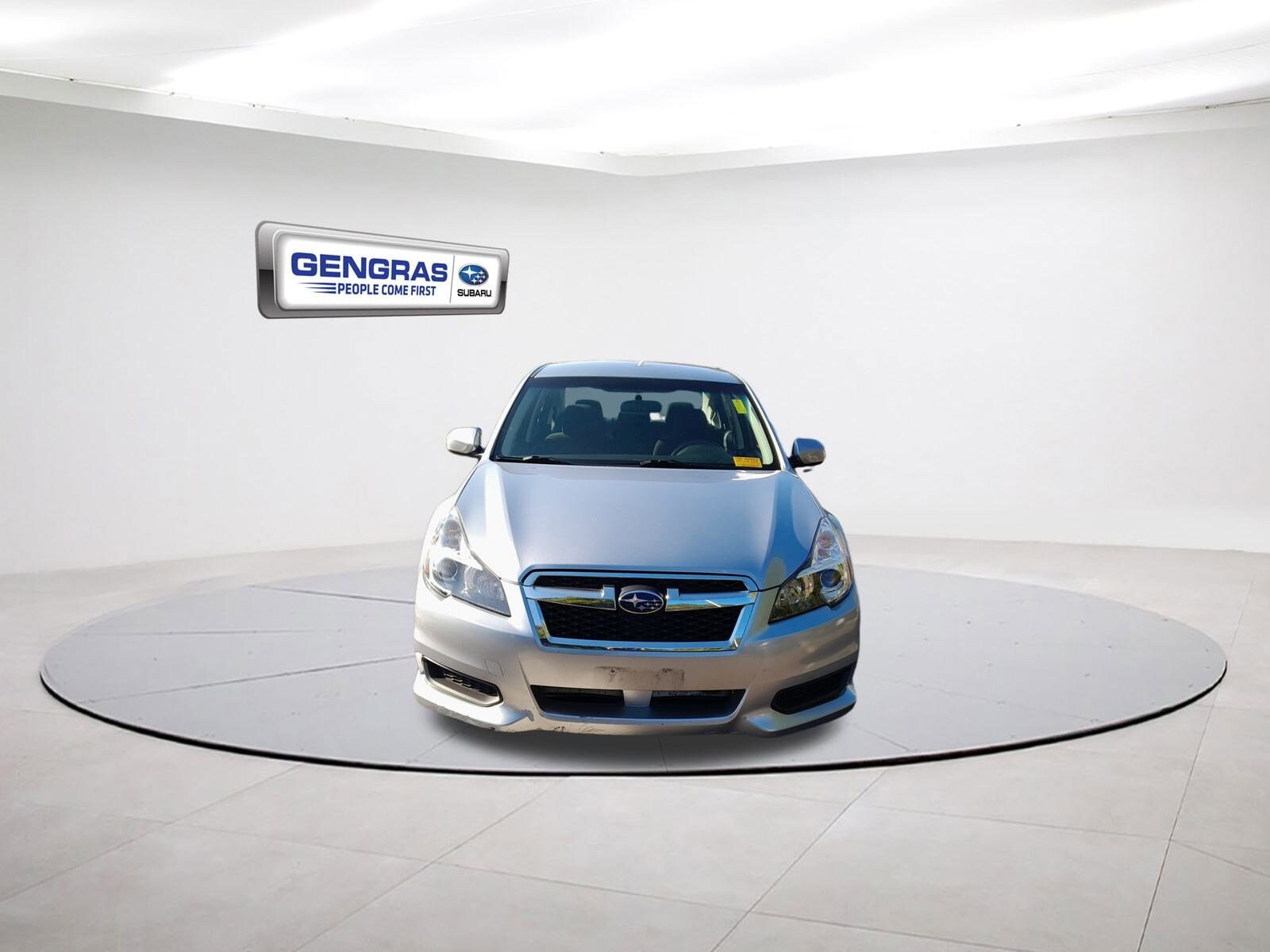 2014 Subaru Legacy 2.5i Premium photo 2