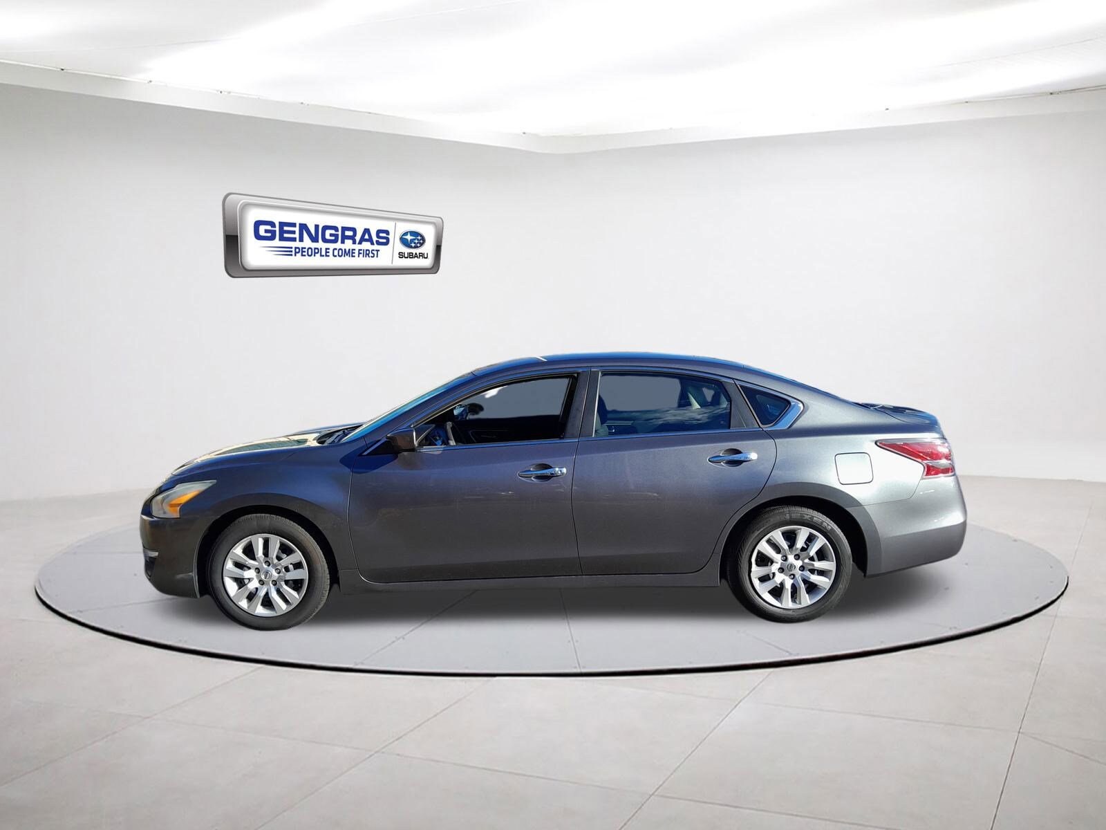 2014 Nissan Altima 2.5 S photo 4