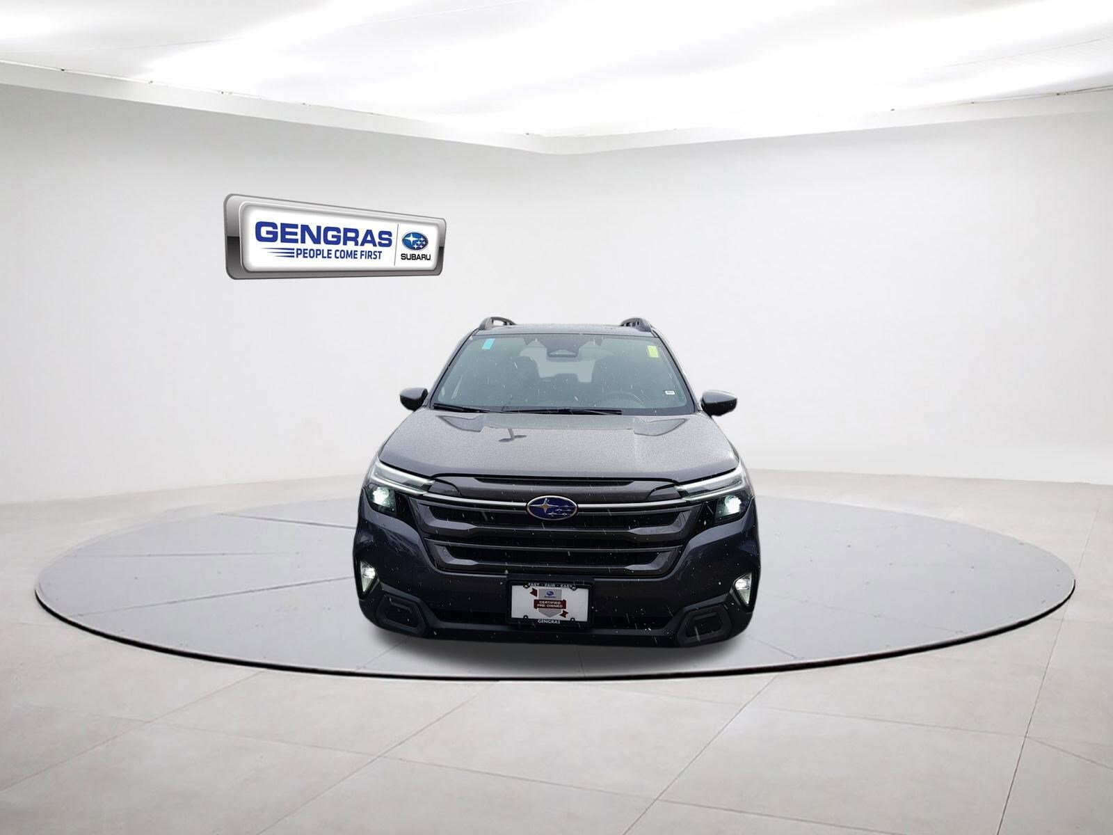 2025 Subaru Forester Limited photo 2