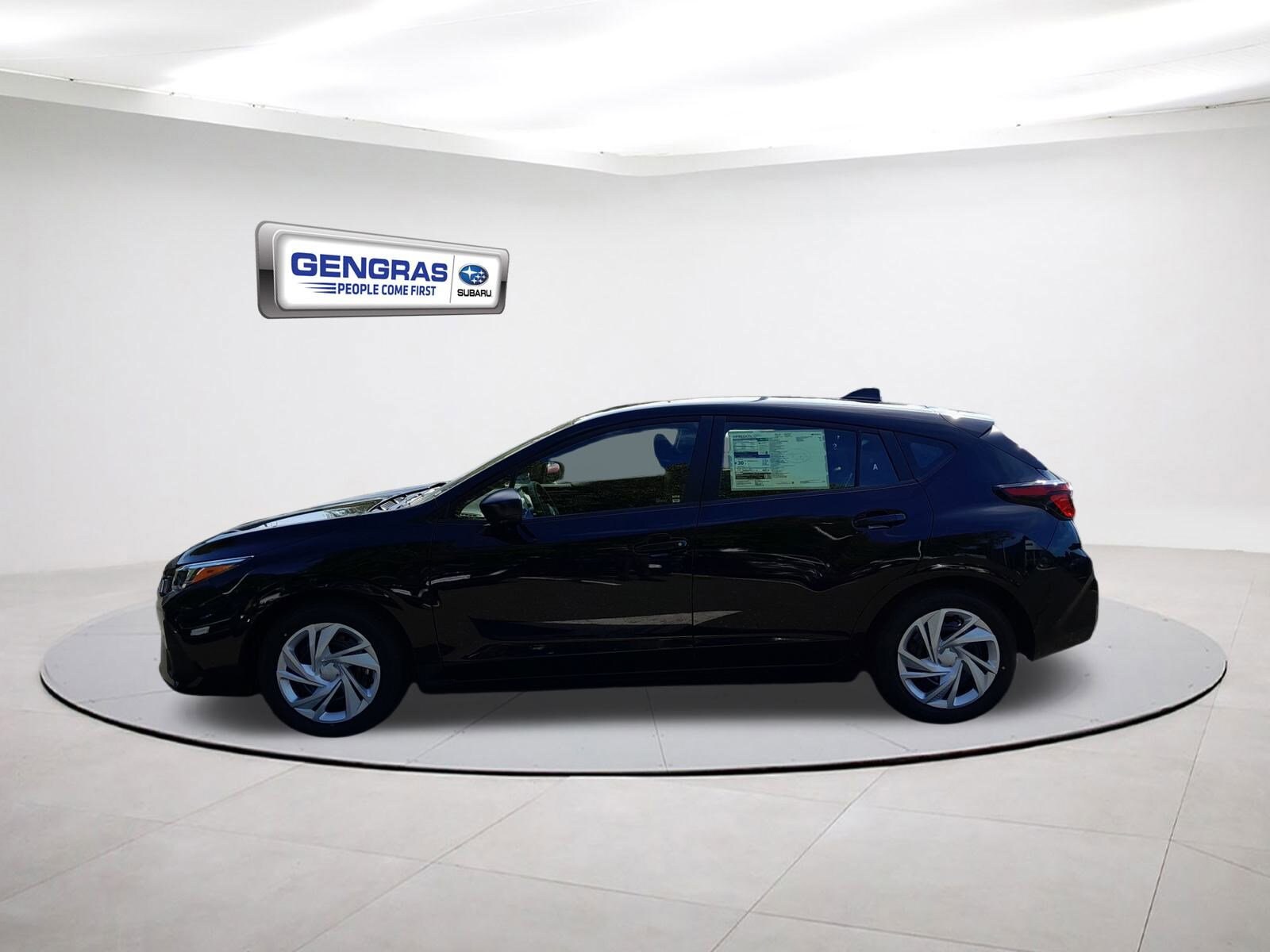 2025 Subaru Impreza Base photo 4